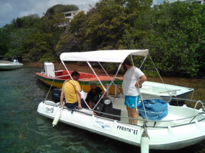 Comment piloter un bateau moteur sans permis - Martinique, Ticanots